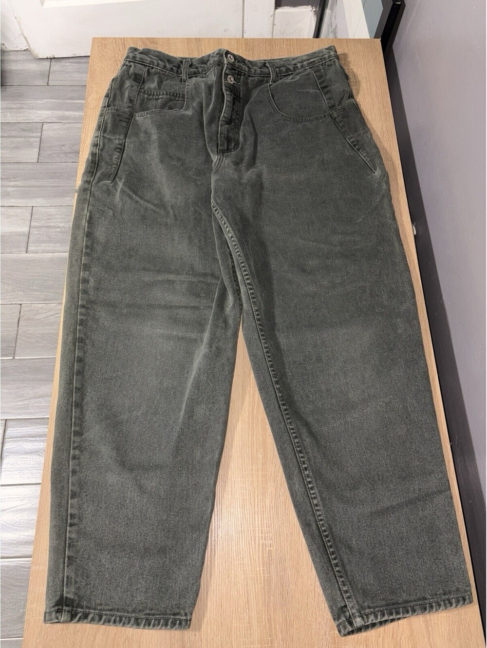 Vintage 80’s Guess Jeans 38x30 Sage Green  High Rise Made in USA Carpenter